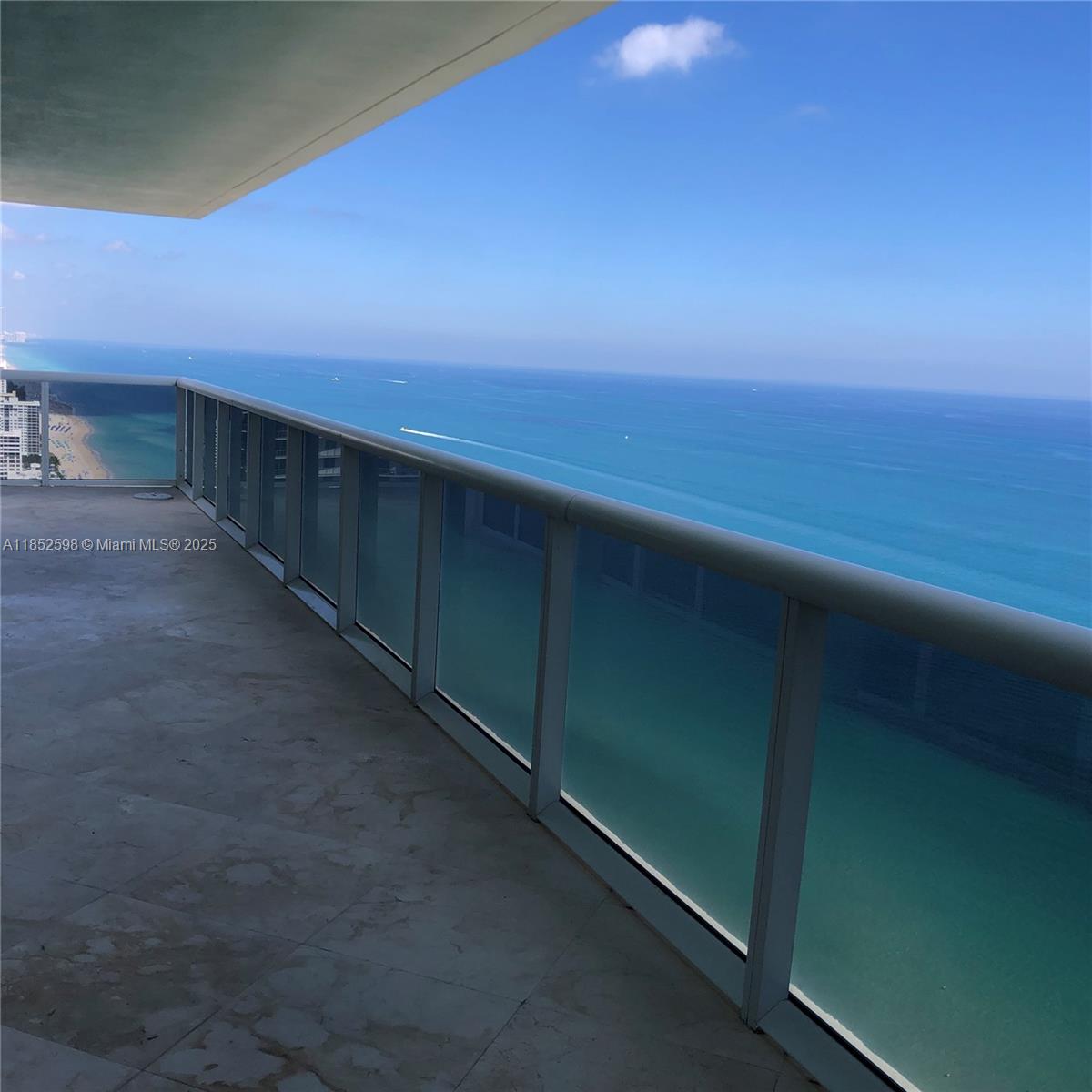 Ver detalles 4101 3 / 3 2065 sq. ft. $ 2025-08-04 0 foto