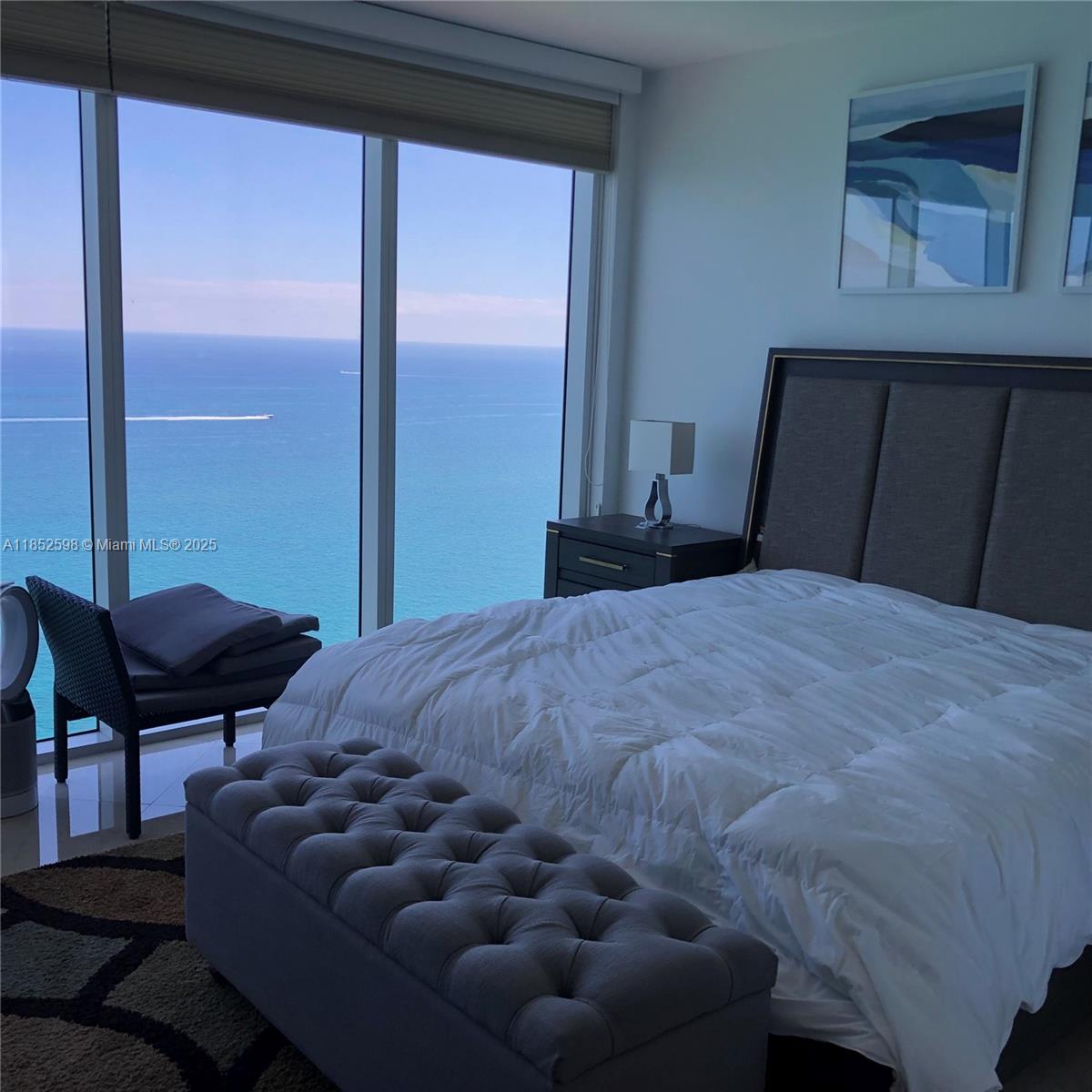 Ver detalles 4101 3 / 3 2065 sq. ft. $ 2025-08-04 0 foto