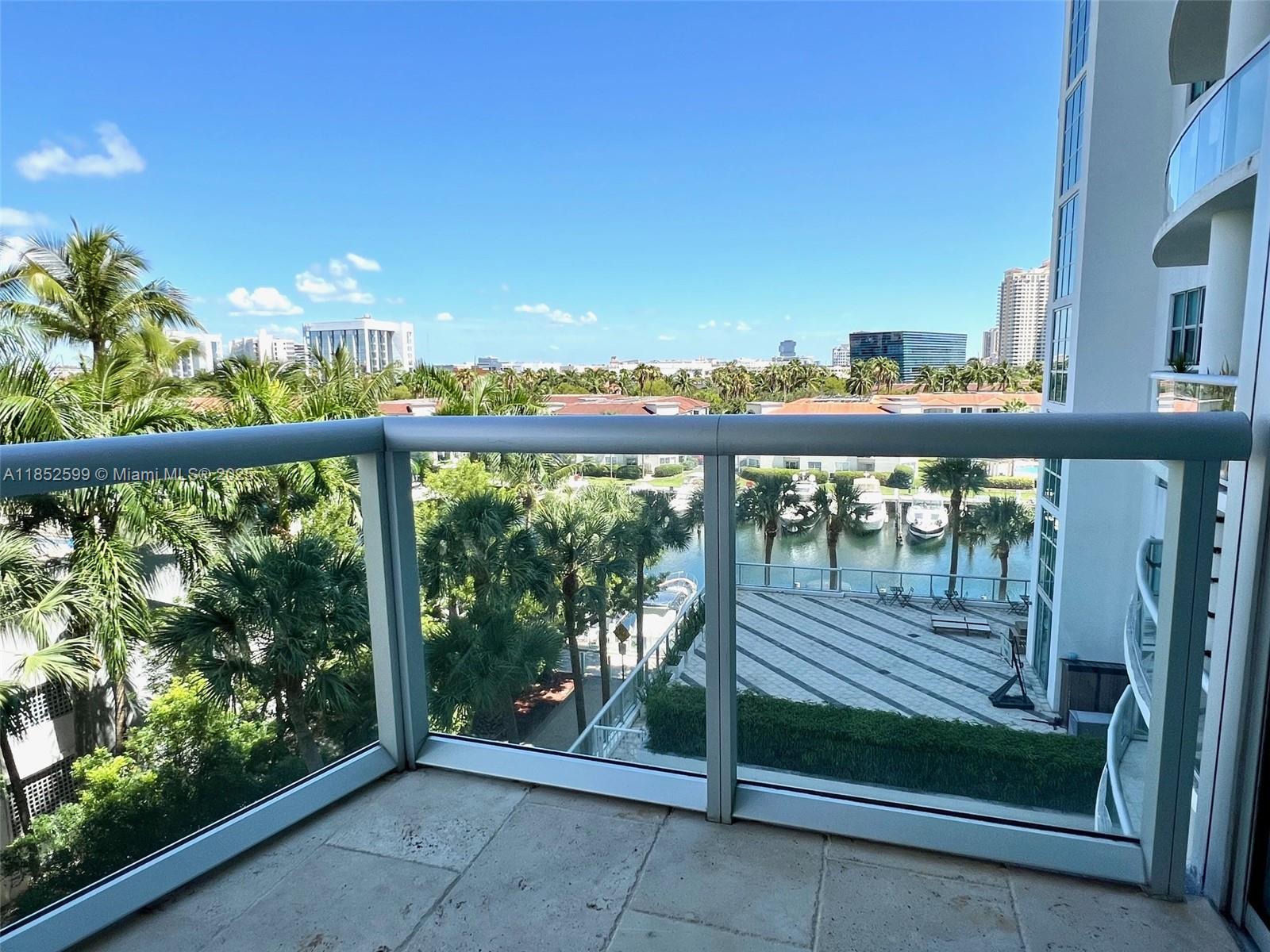 Photo of 3131 188th St  #1-606, Aventura, Florida, 33180 - 