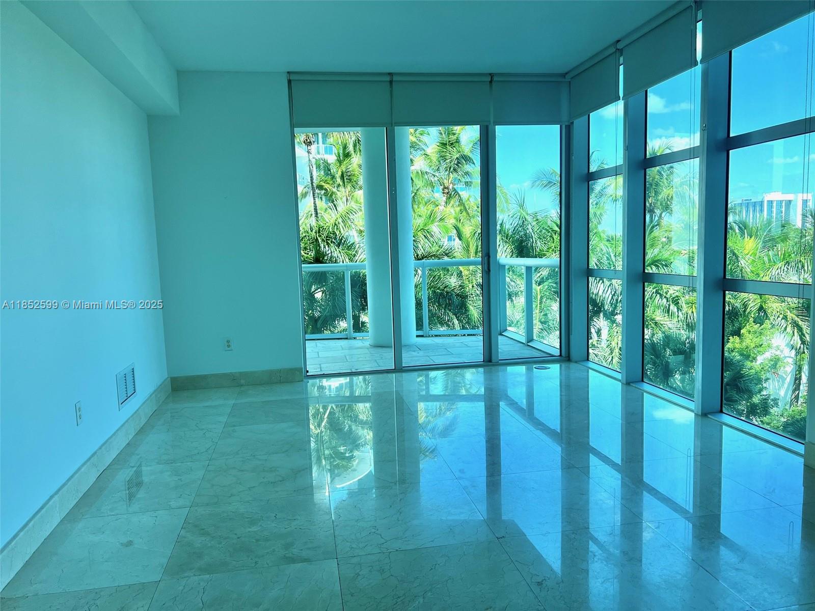 Photo of 3131 188th St  #1-606, Aventura, Florida, 33180 - 
