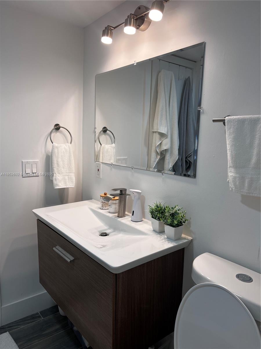 Photo of 1825 Ocean Dr #1007, Hallandale Beach, Florida, 33009 -