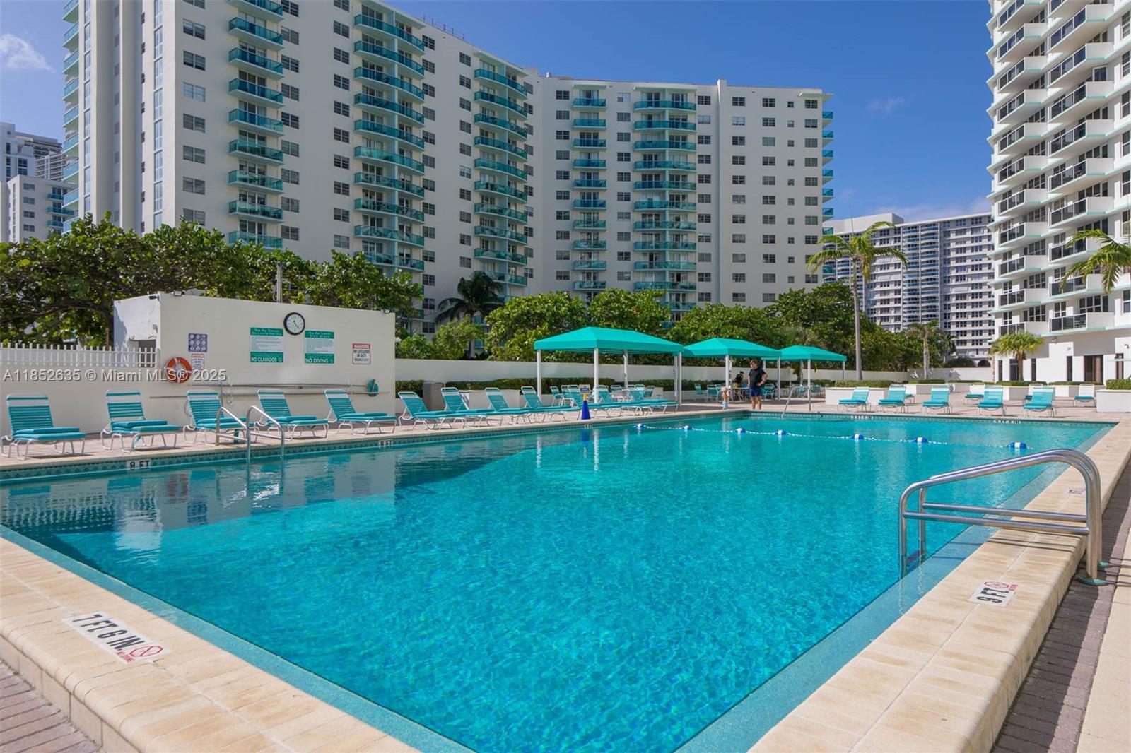Photo of 3725 Ocean Dr  #1514, Hollywood, Florida, 33019 - 