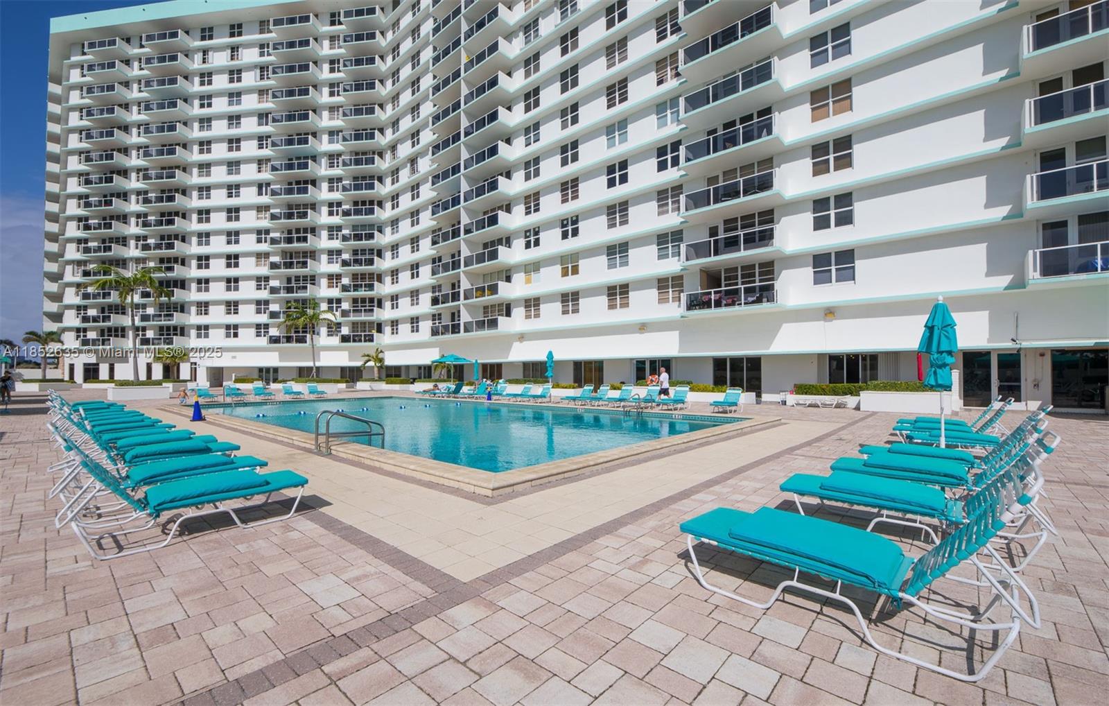 Photo of 3725 Ocean Dr  #1514, Hollywood, Florida, 33019 - 