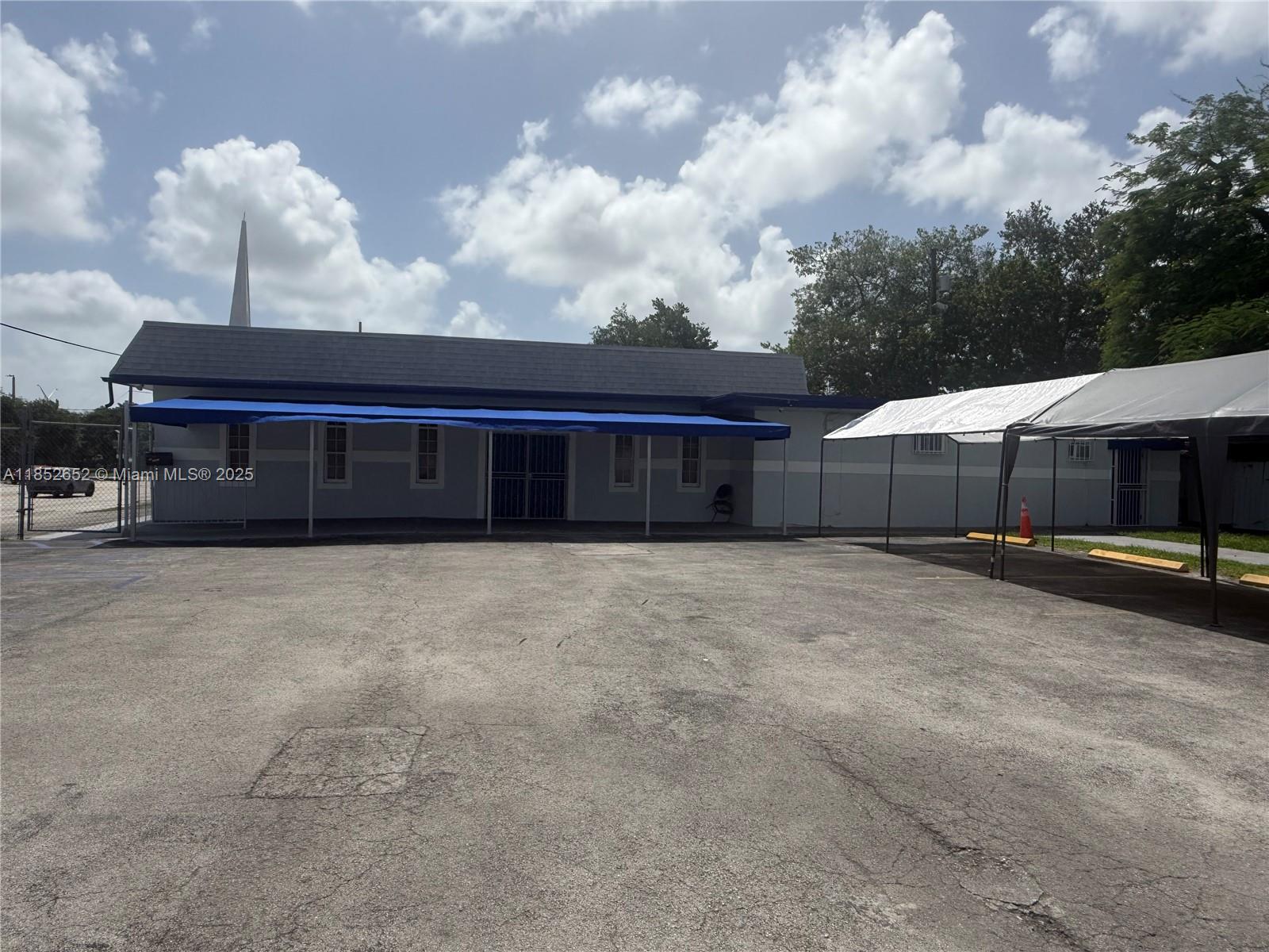 See details / sq. ft. $ 2025-08-04 0 Photo