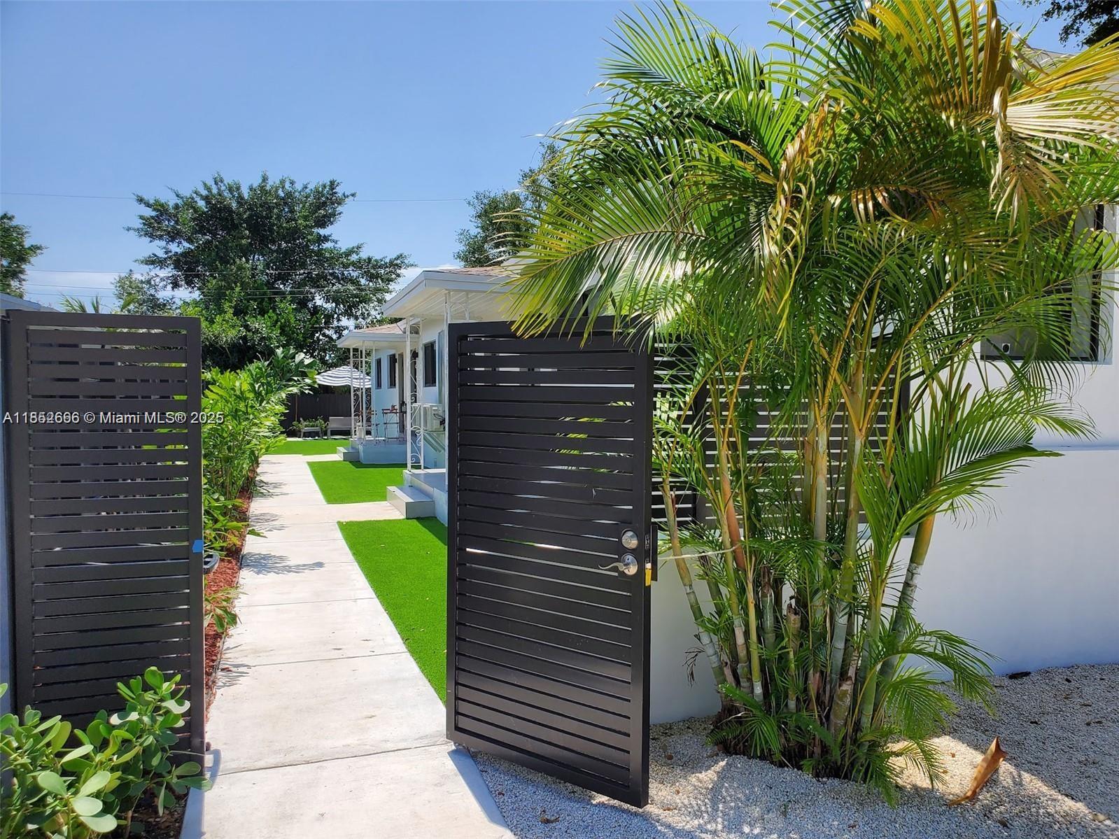 Ver detalles / 2305 sq. ft. $ 2025-08-04 0 foto