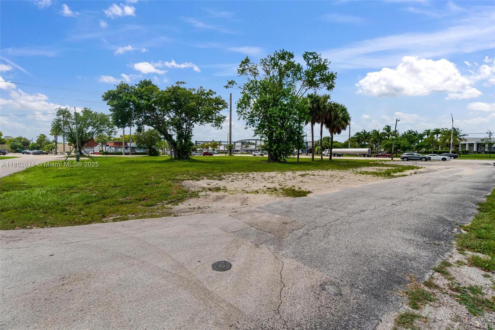 See details / sq. ft. $ 2025-08-04 0 Photo