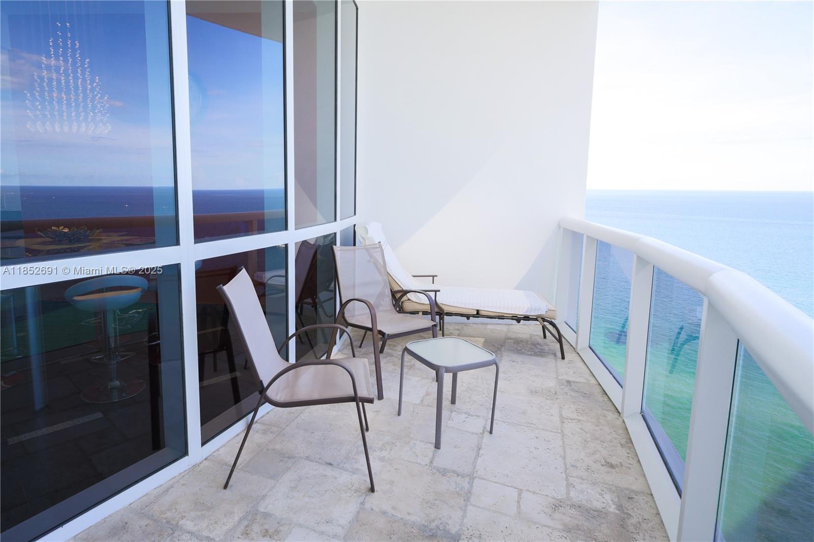 Ver detalles 3709A 2 / 2 1324 sq. ft. $ 2025-08-04 0 foto