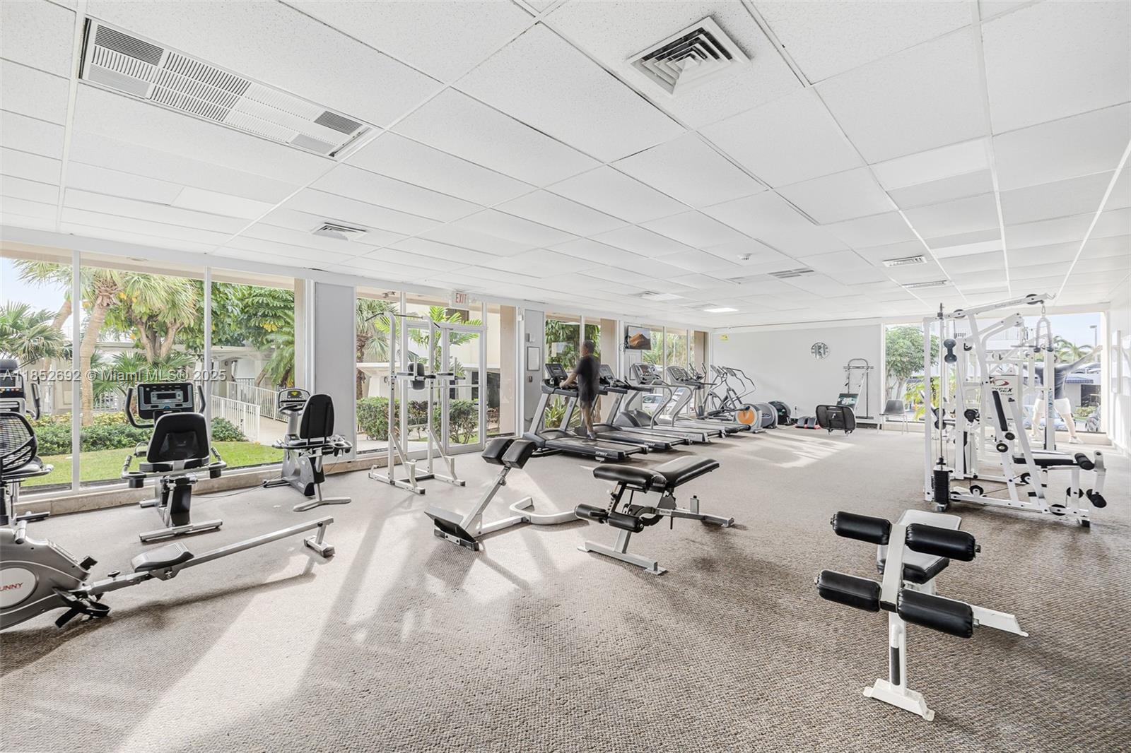 Ver detalles 812 1 / 2 762 sq. ft. $ 2025-08-04 0 foto