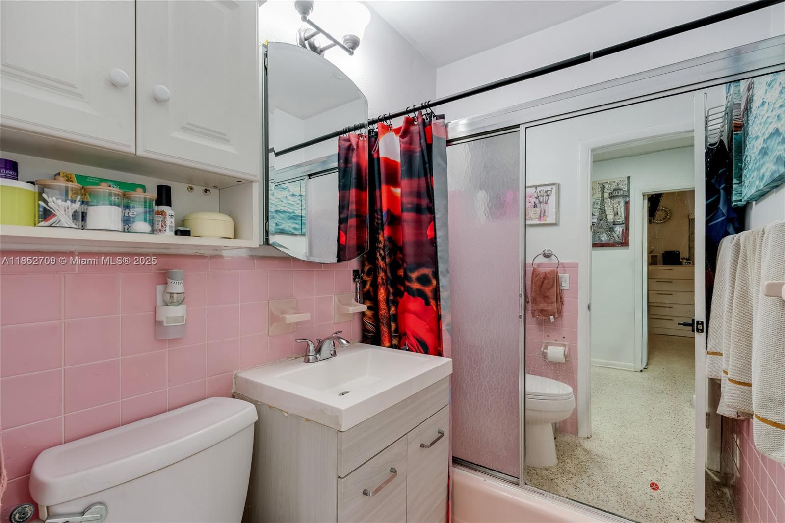 Ver detalles / 2106 sq. ft. $ 2025-08-05 0 foto