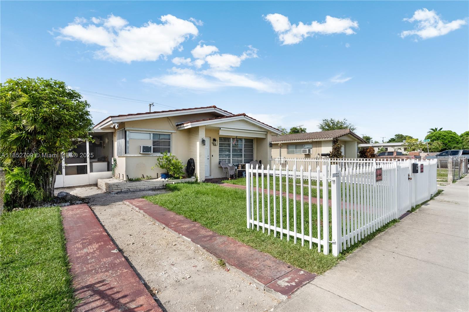 Ver detalles / 2106 sq. ft. $ 2025-08-05 0 foto