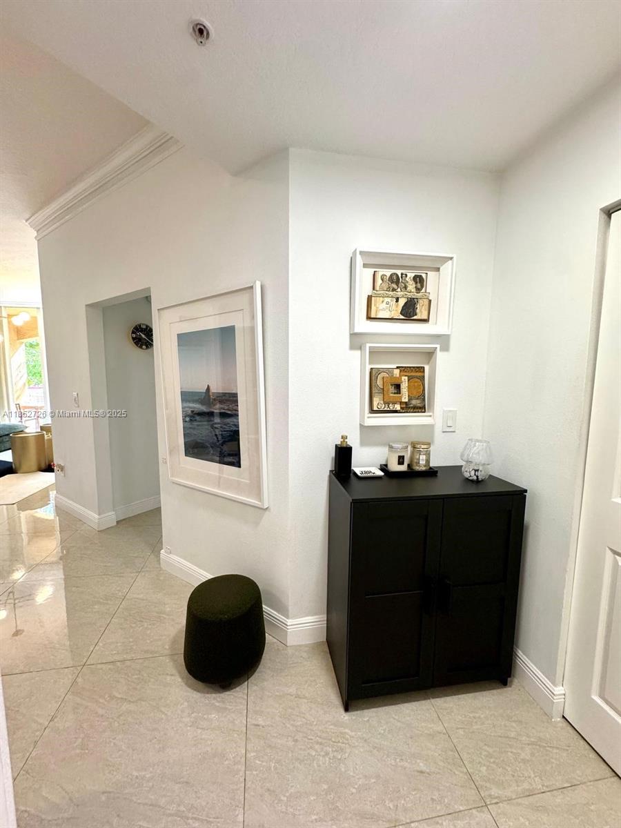 Photo of 3001 185th St  #225, Aventura, Florida, 33180 - 