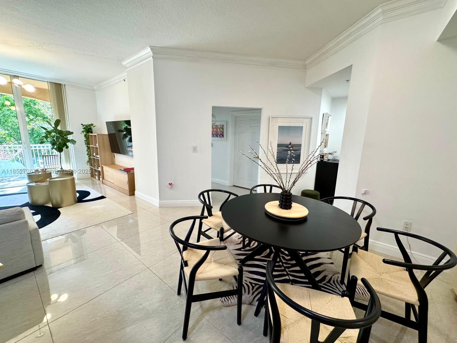 Photo of 3001 185th St  #225, Aventura, Florida, 33180 - 