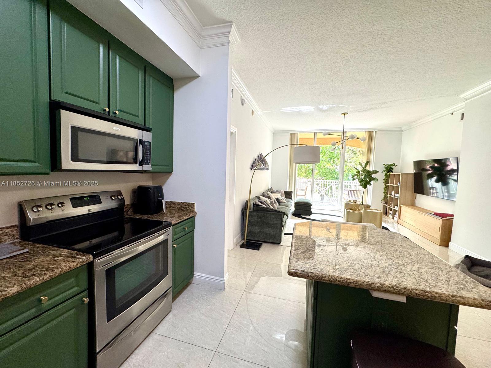 Photo of 3001 185th St  #225, Aventura, Florida, 33180 - 
