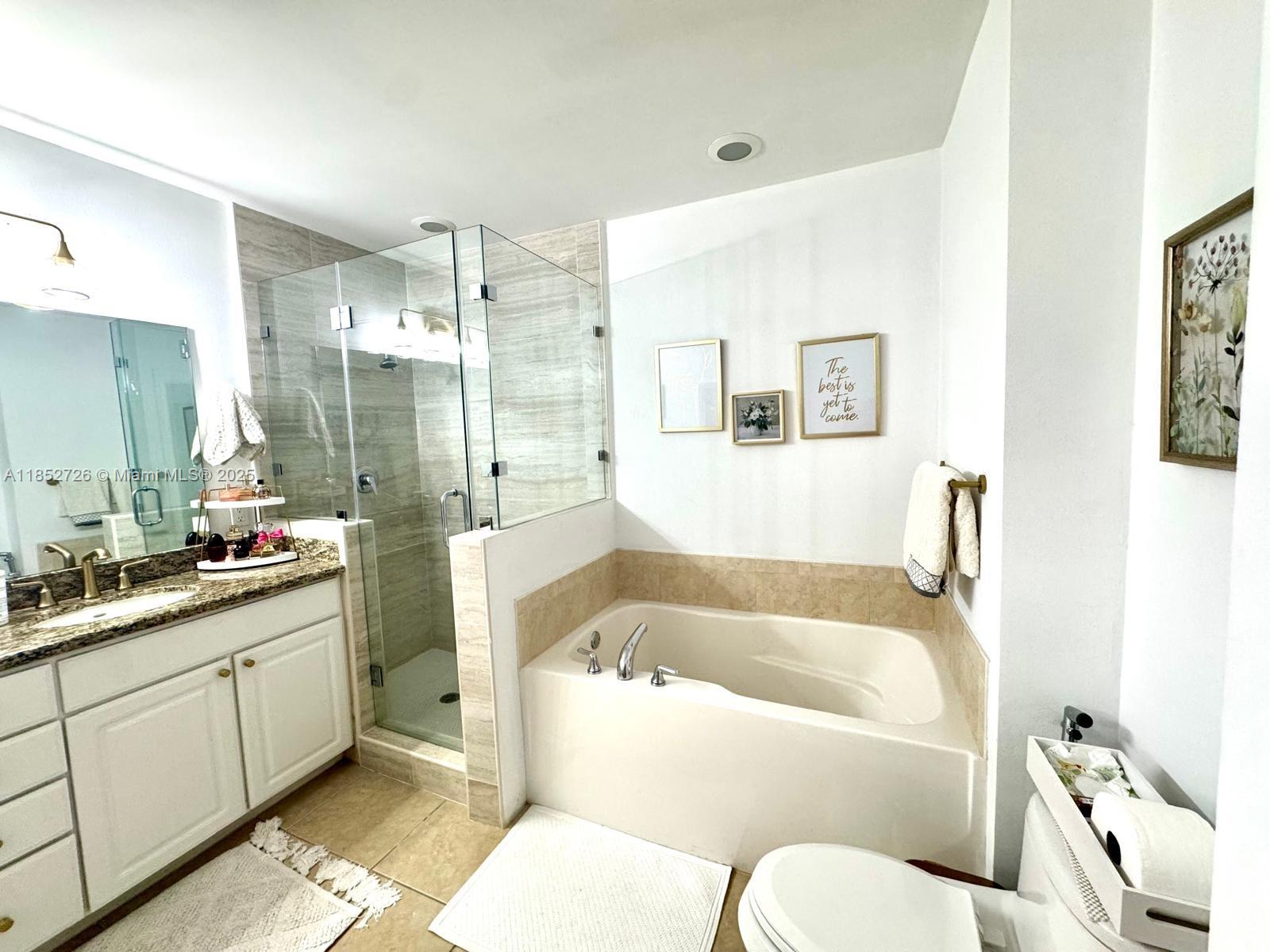 Photo of 3001 185th St  #225, Aventura, Florida, 33180 - 