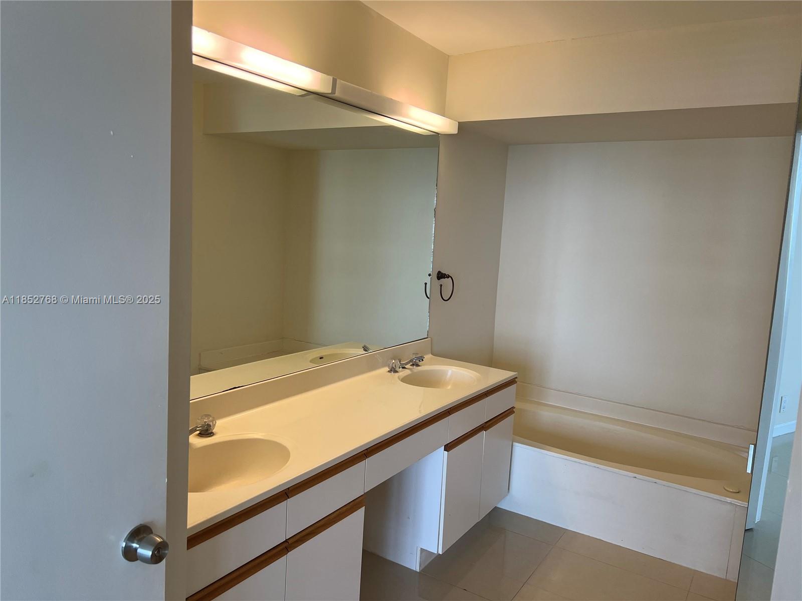 Photo of 19101 36th Ct  #1602, Aventura, Florida, 33180 - NEW Light fixtures and Faucets will installed