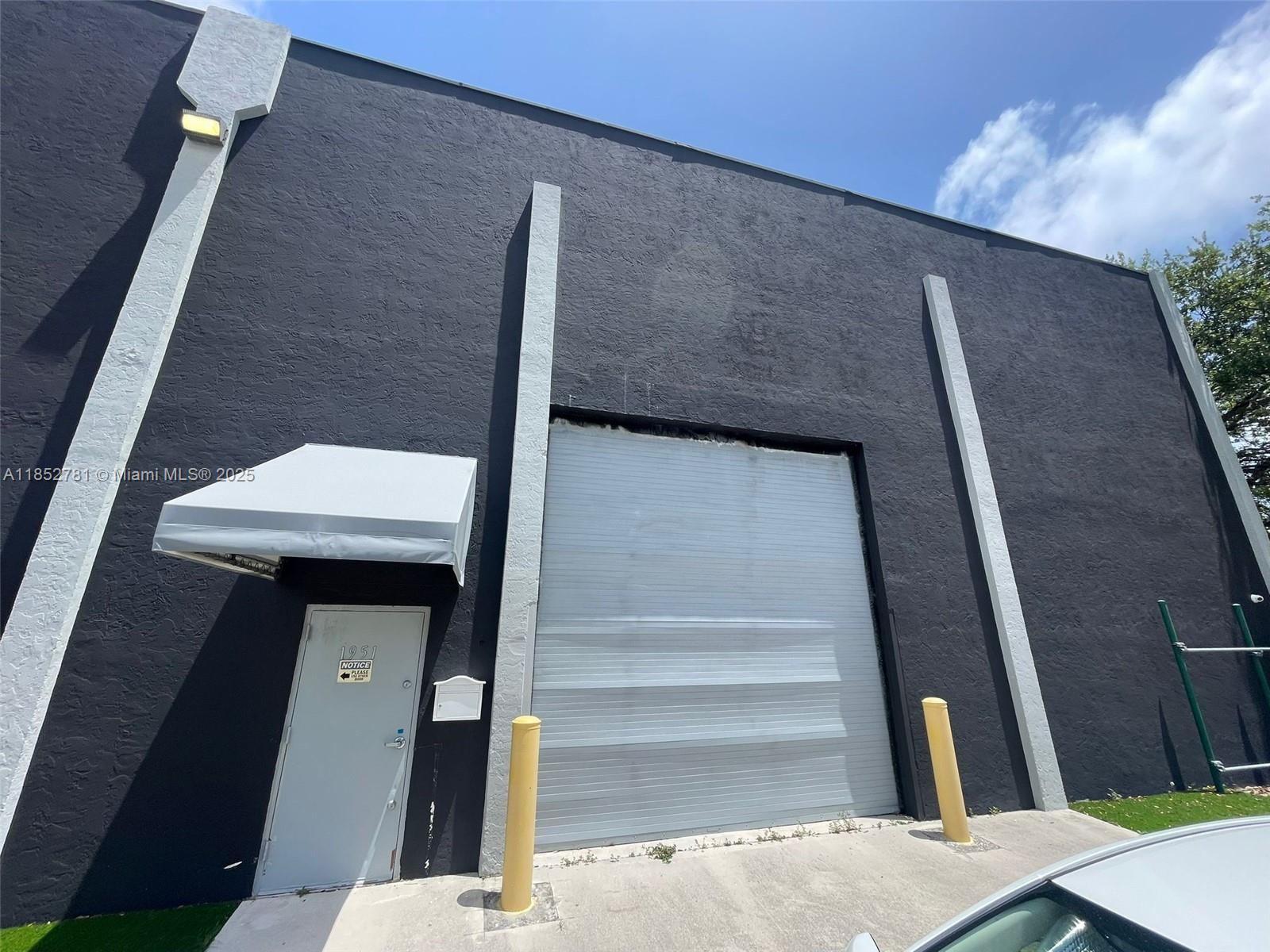 See details / sq. ft. $ 2025-08-07 0 Photo