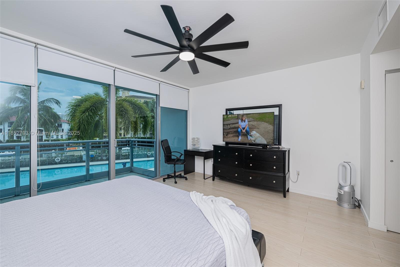 Photo of 2950 188th St  #139, Aventura, Florida, 33180 - 