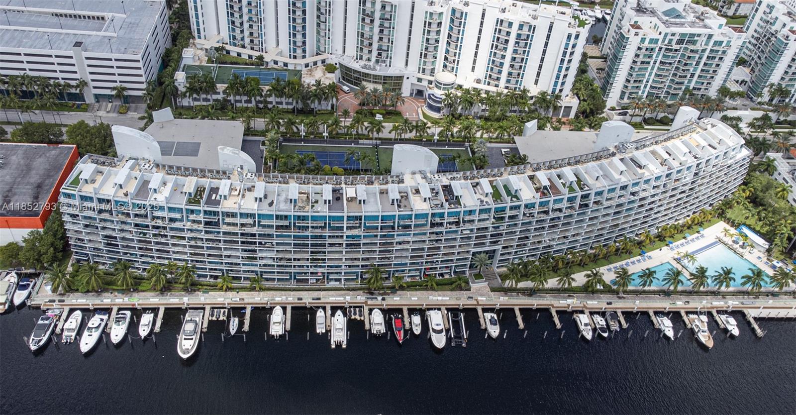 Photo of 2950 188th St  #139, Aventura, Florida, 33180 - 