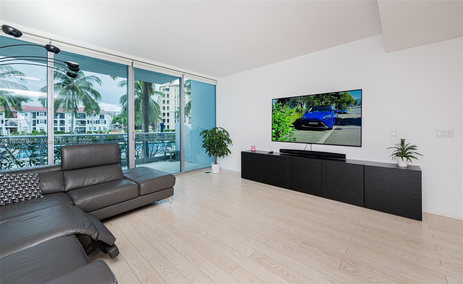 Photo of 2950 188th St  #139, Aventura, Florida, 33180 - 