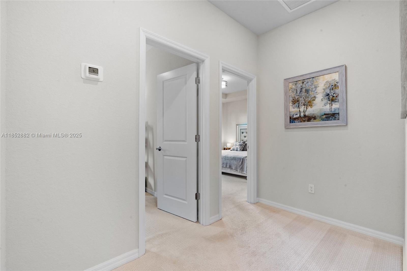 Ver detalles 4248 3 / 3 1776 sq. ft. $ 2025-08-05 0 foto