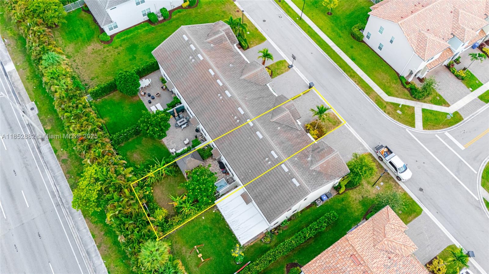 Ver detalles 4248 3 / 3 1776 sq. ft. $ 2025-08-05 0 foto