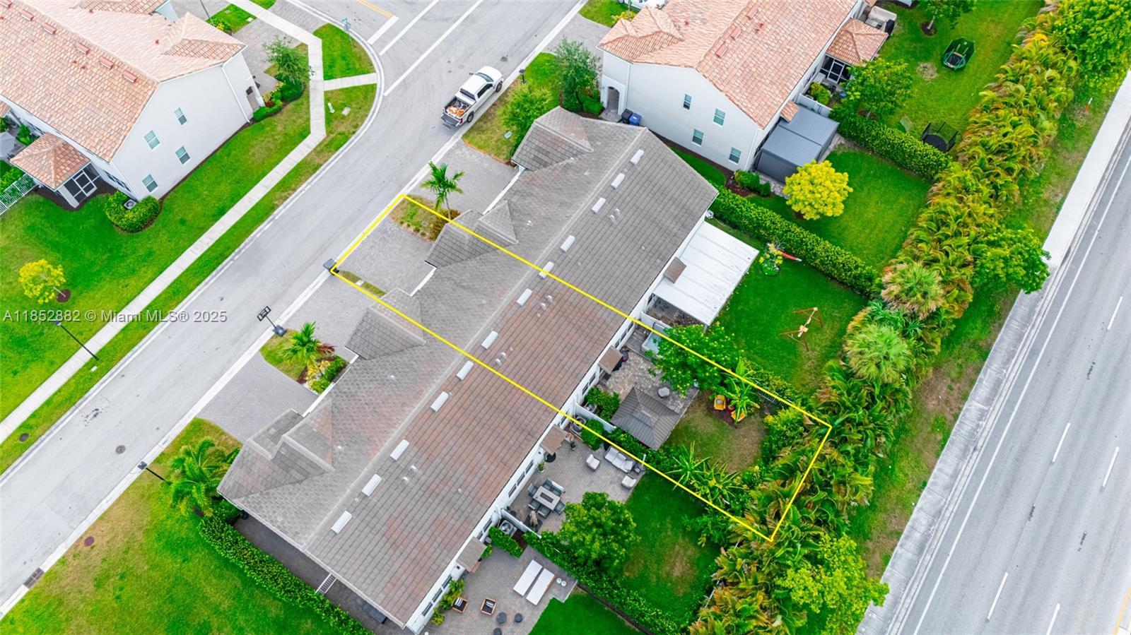 Ver detalles 4248 3 / 3 1776 sq. ft. $ 2025-08-05 0 foto