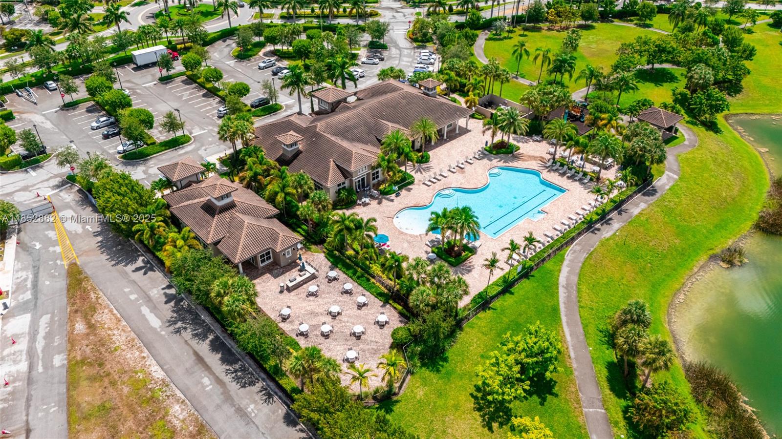 Ver detalles 4248 3 / 3 1776 sq. ft. $ 2025-08-05 0 foto
