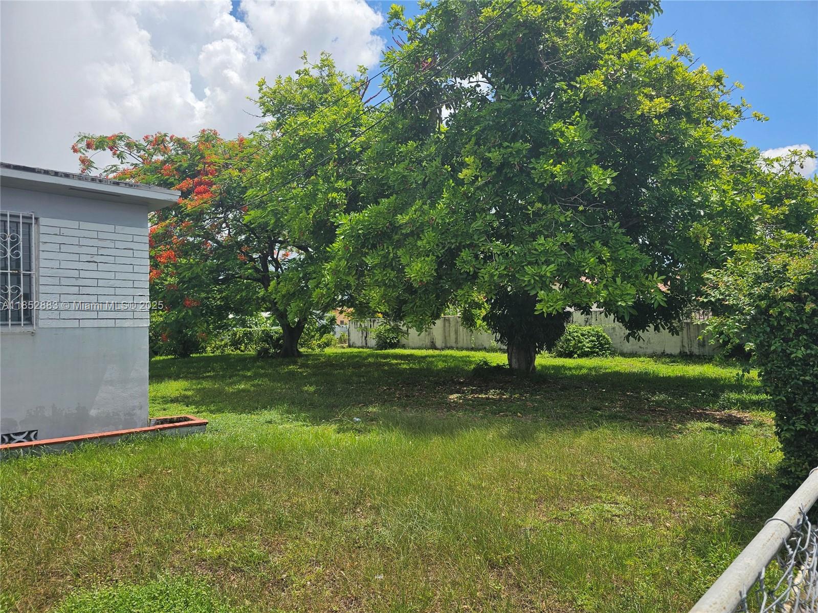 See details / sq. ft. $ 2025-08-05 0 Photo