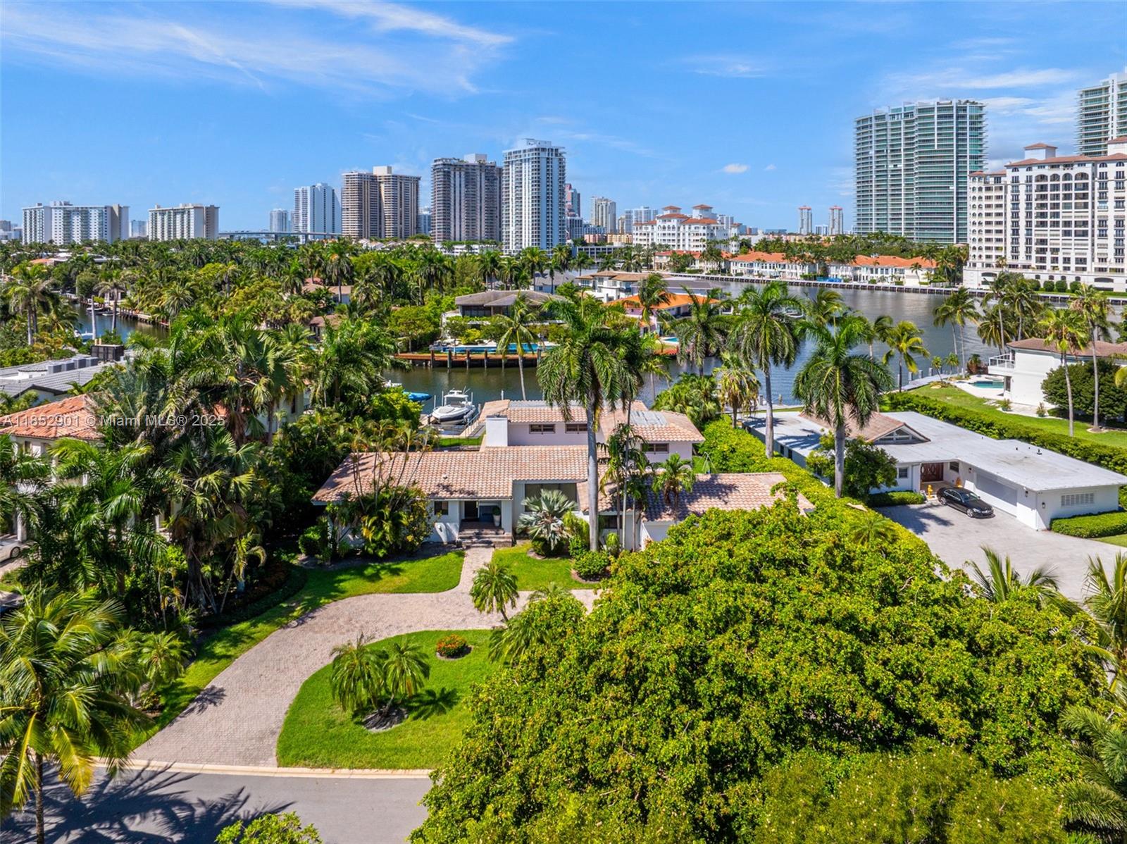 Photo of 268 Parkway  (268), Golden Beach, Florida, 33160 - 