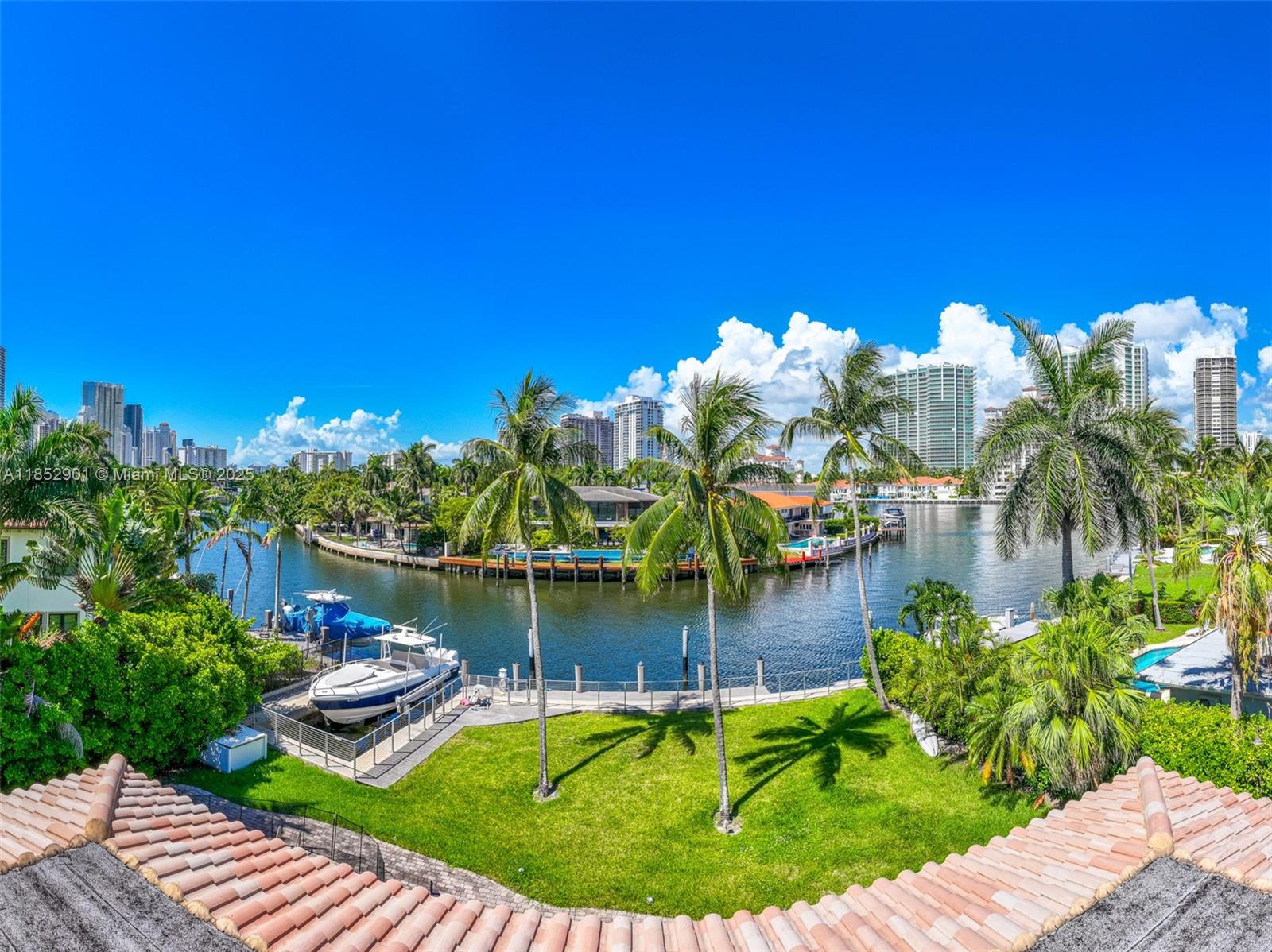 Photo of 268 Parkway  (268), Golden Beach, Florida, 33160 - 