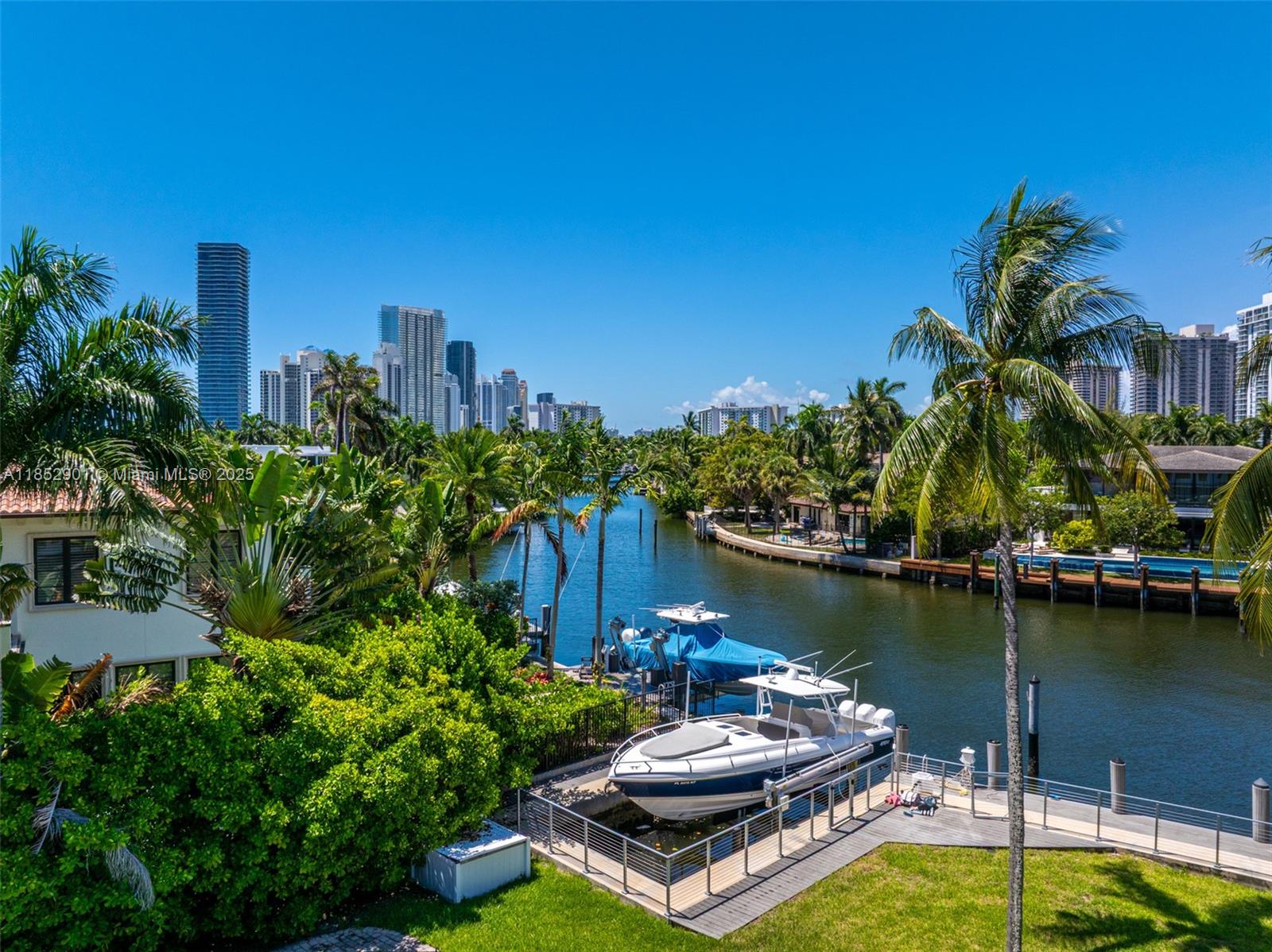 Photo of 268 Parkway  (268), Golden Beach, Florida, 33160 - 