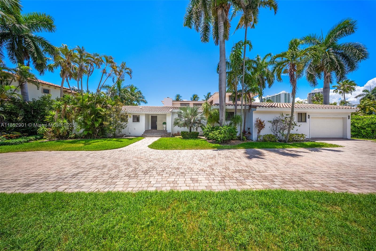 Photo of 268 Parkway  (268), Golden Beach, Florida, 33160 - 