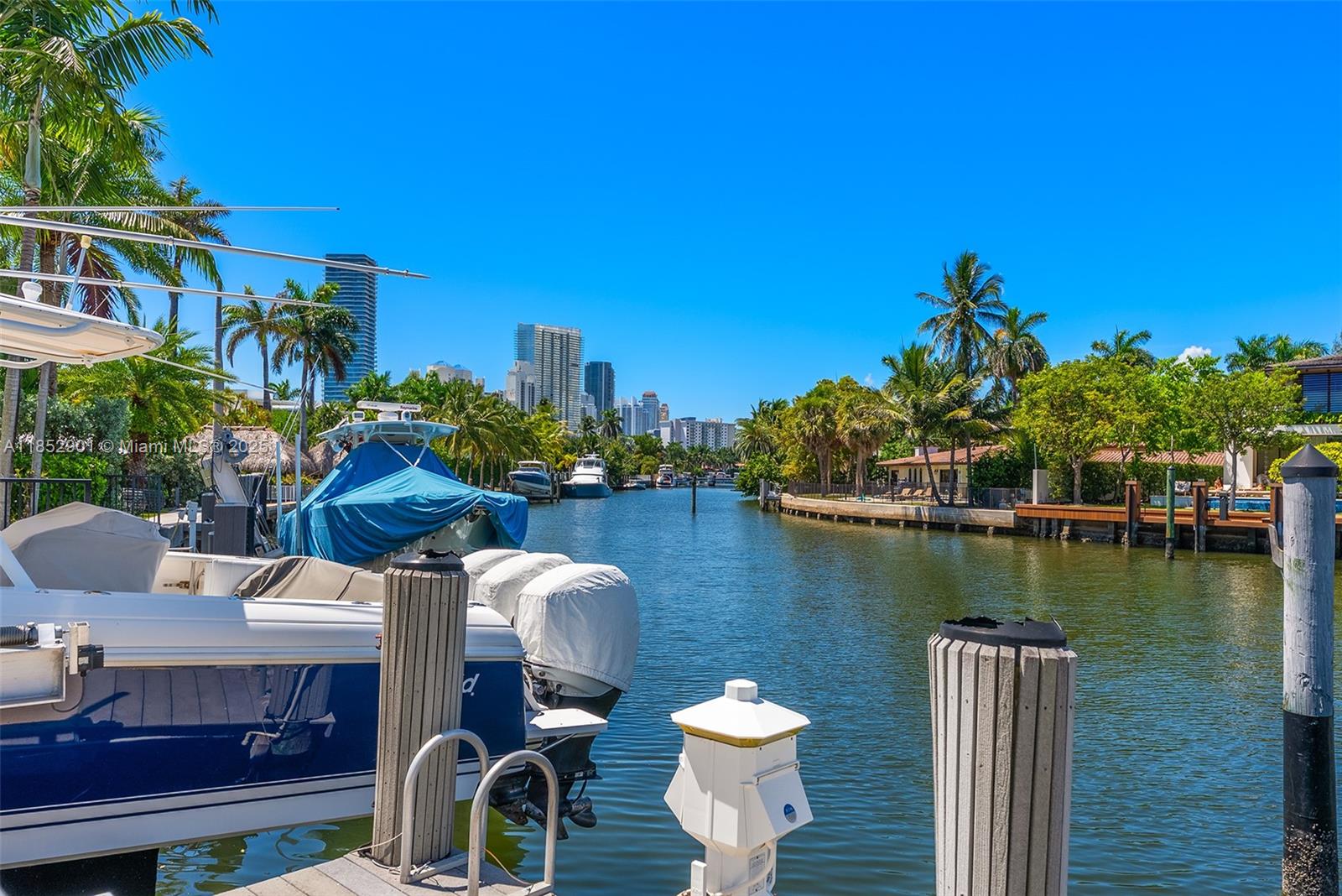 Photo of 268 Parkway  (268), Golden Beach, Florida, 33160 - 