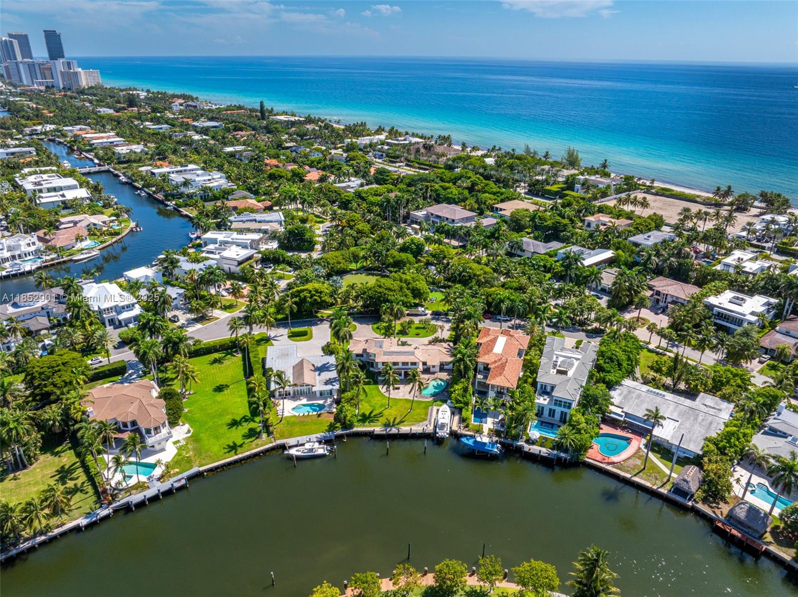 Photo of 268 Parkway (268), Golden Beach, Florida, 33160 -