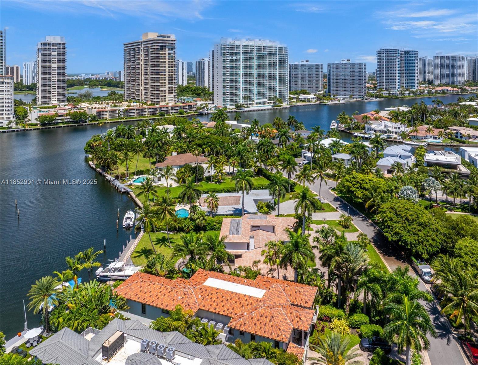 Photo of 268 Parkway  (268), Golden Beach, Florida, 33160 - 