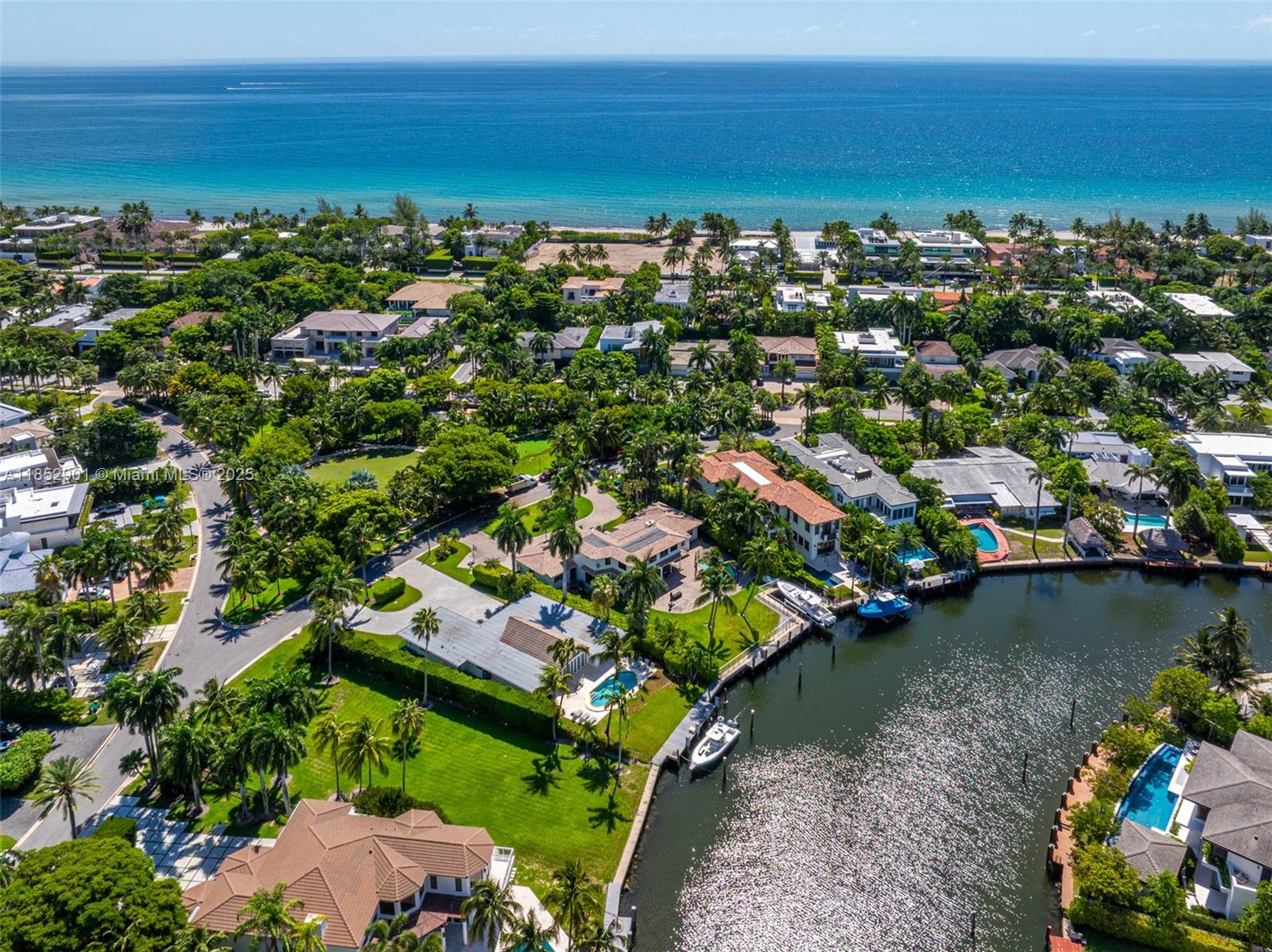 Photo of 268 Parkway (268), Golden Beach, Florida, 33160 -