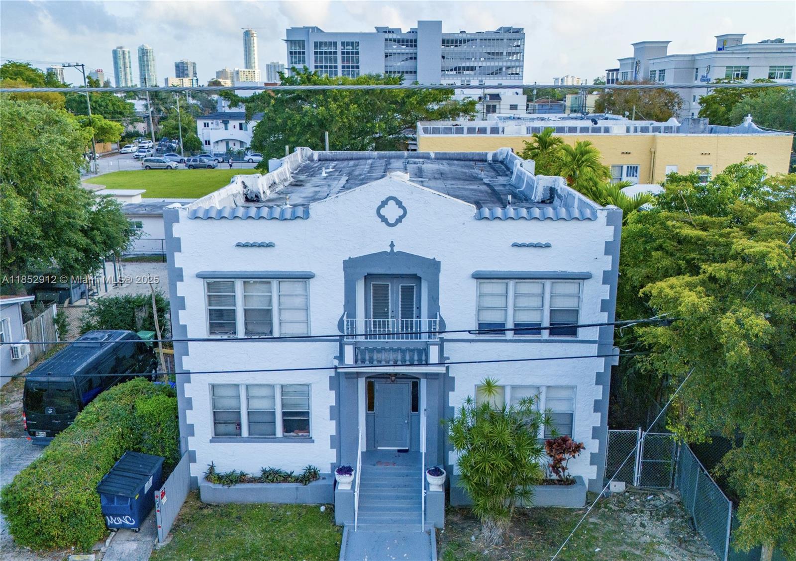 See details / 5249 sq. ft. $ 2025-08-05 0 Photo