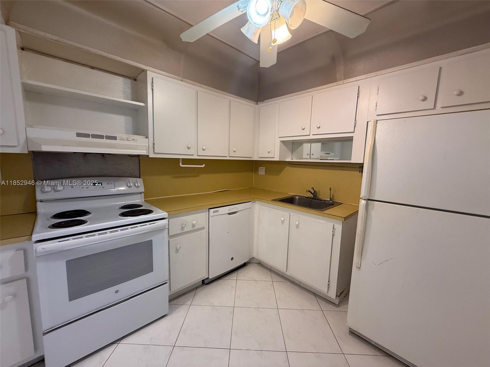Photo of 500 Three Islands Blvd  #715, Hallandale Beach, Florida, 33009 - 