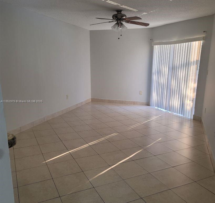 Ver detalles / sq. ft. $ 2025-08-05 0 foto