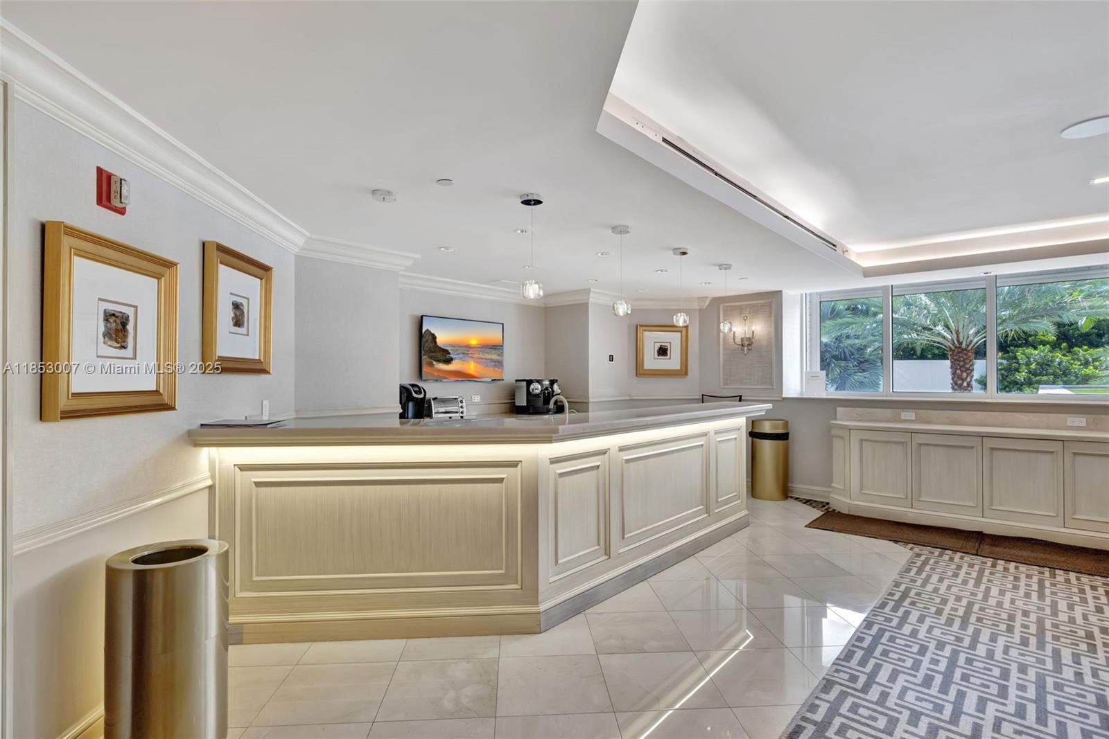 See details 505 4 / 5 3340 sq. ft. $ 2025-10-21 0 Photo