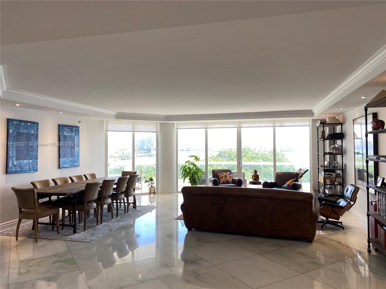 Ver detalles 505 4 / 5 3340 sq. ft. $ 2025-08-05 0 foto