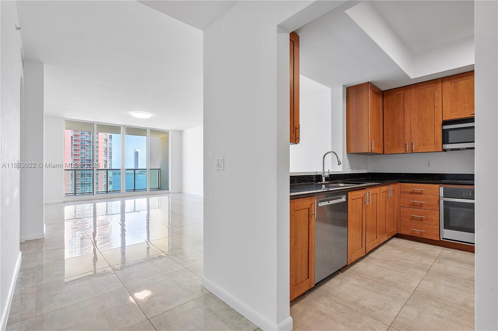 Photo of 3340 190th St  #1206, Aventura, Florida, 33180 - 