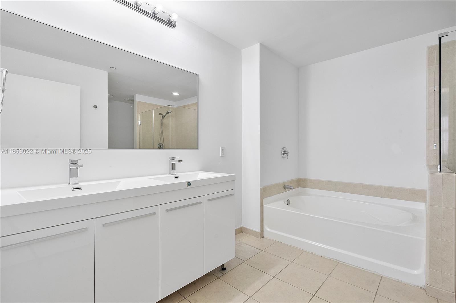 Photo of 3340 190th St  #1206, Aventura, Florida, 33180 - 