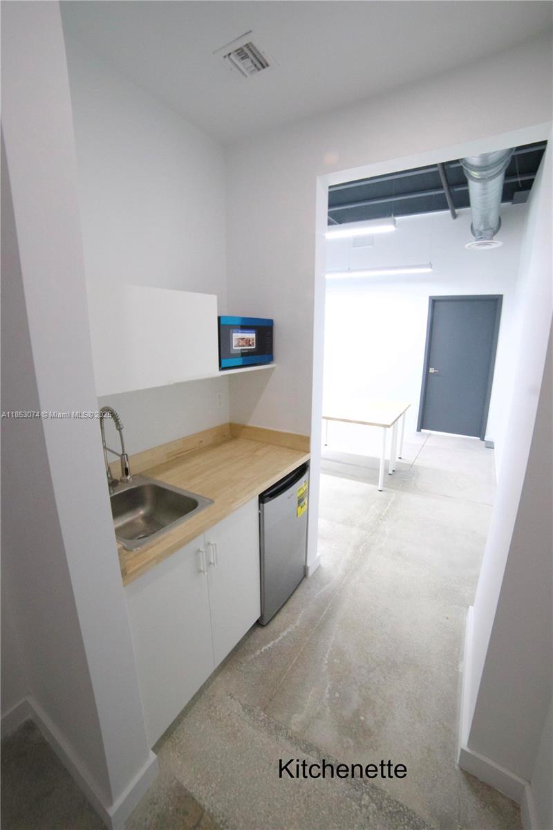 See details 101 / sq. ft. $ 2025-08-05 0 Photo