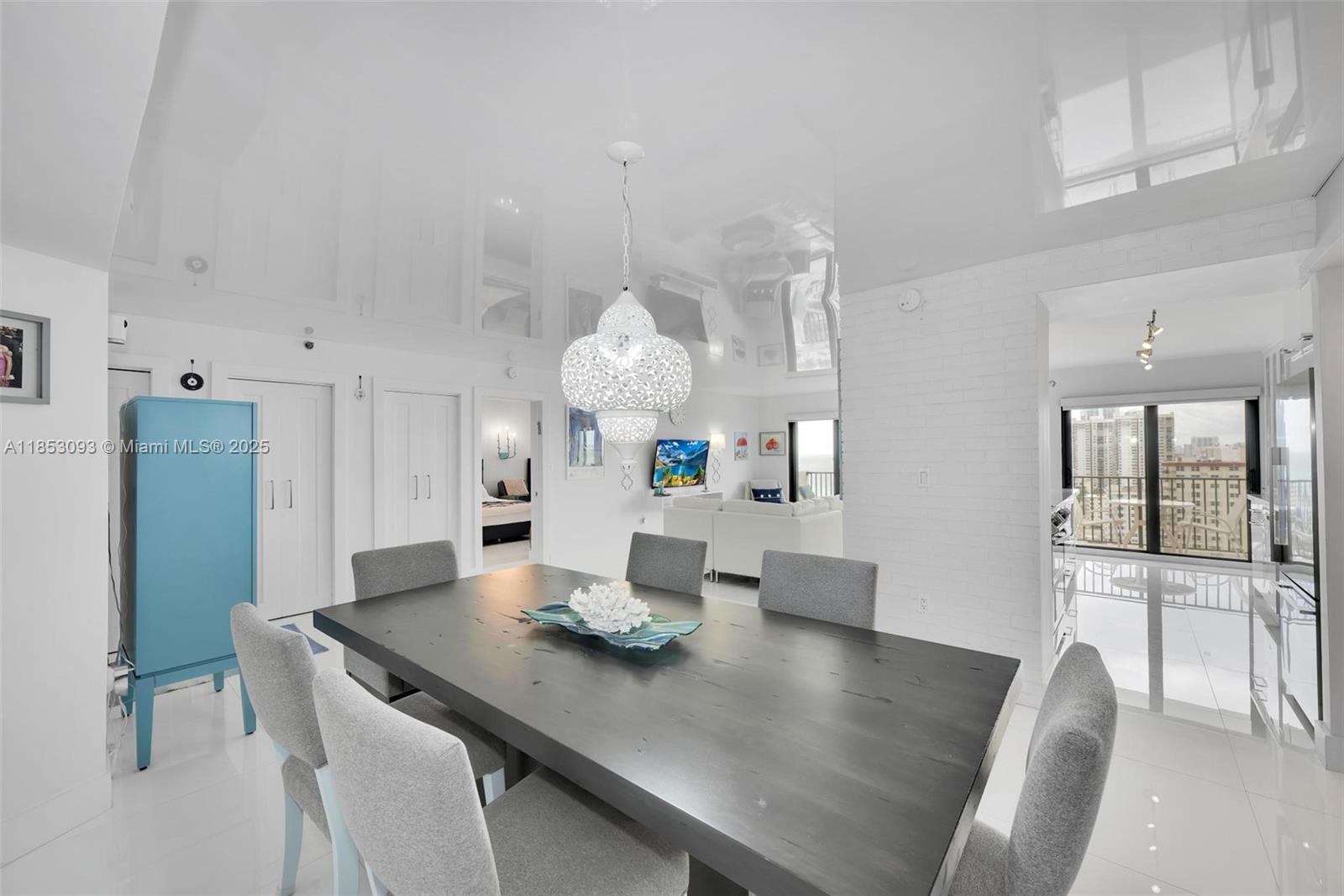 Photo of 1201 Ocean Dr  #1904S, Hollywood, Florida, 33019 - 