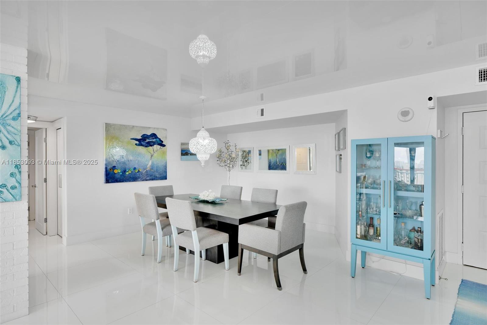 Photo of 1201 Ocean Dr  #1904S, Hollywood, Florida, 33019 - 