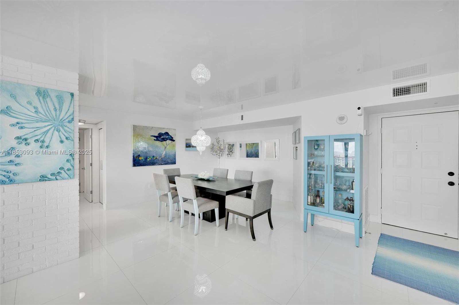 Photo of 1201 Ocean Dr  #1904S, Hollywood, Florida, 33019 - 