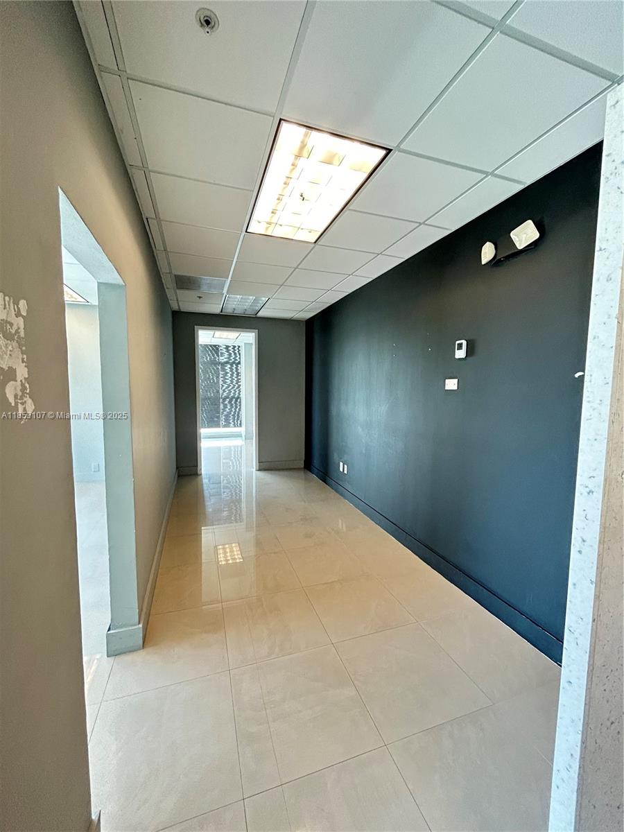 See details 1516 / sq. ft. $ 2025-08-05 0 Photo