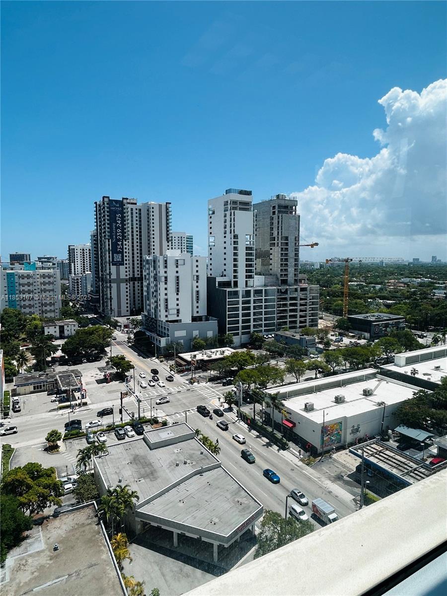 See details 1516 / sq. ft. $ 2025-08-05 0 Photo