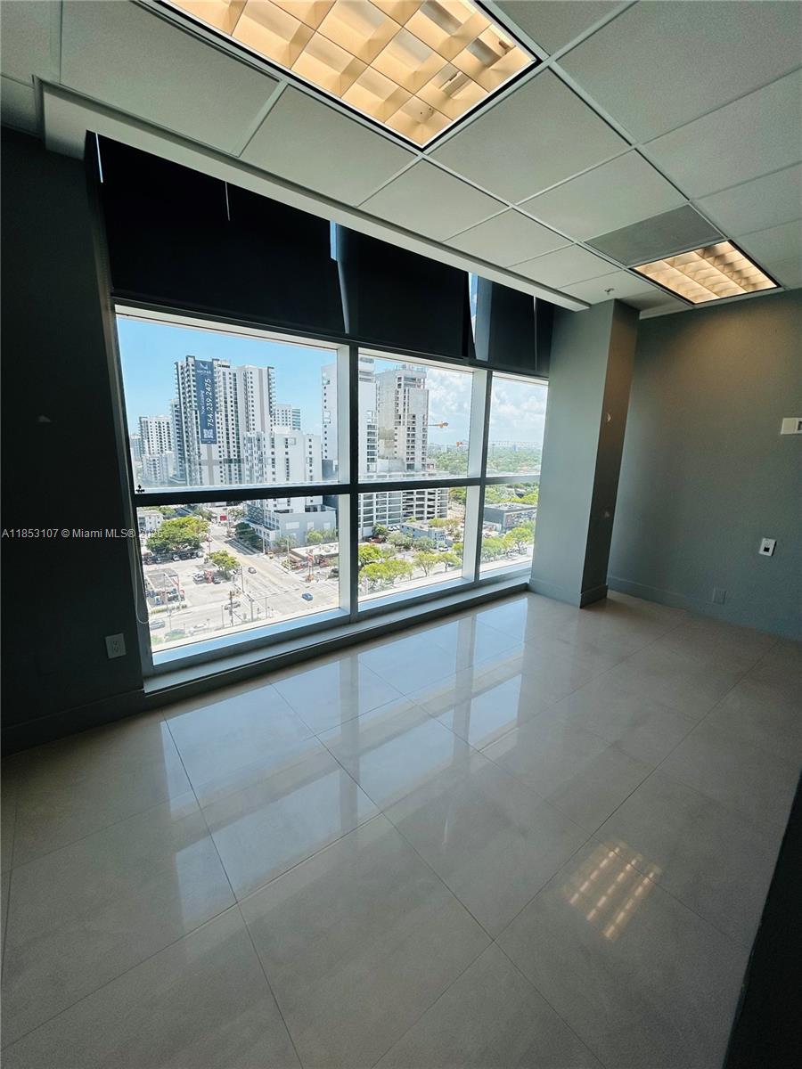See details 1516 / sq. ft. $ 2025-08-05 0 Photo